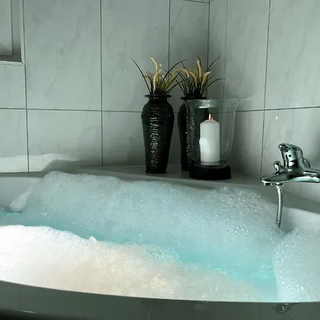Appartamento Chateau Appartement-fewo 4-bettwohnung Allalin A 31 By Interhome