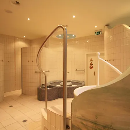 Chateau Appartement-fewo 4-bettwohnung Allalin A 31 By Interhome Saas-Fee