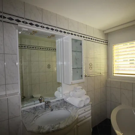 Chateau Appartement-fewo 4-bettwohnung Allalin A 31 By Interhome Appartamento *